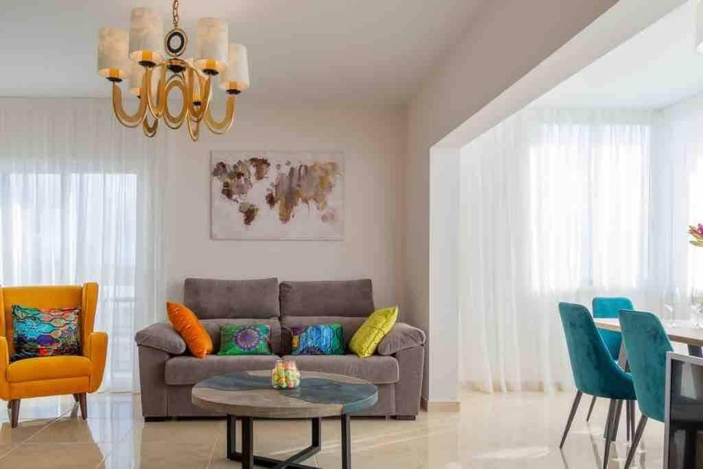 Esmeralda. Luxury. 1 Line Of The Ocean. View! Quality! كالاو سالفاجي المظهر الخارجي الصورة